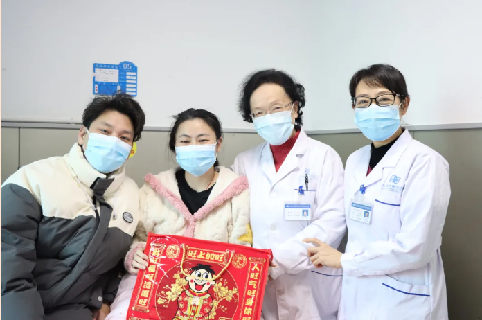 大年初一，四川省生殖健康研究中心附属生殖专科医院领导看望慰问在岗职工与住院患者！_院内新闻_四川省生殖健康研究中心附属生殖专科医院